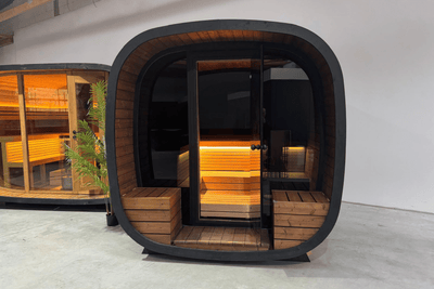 KOMPLETTANGEBOT: PREMIUM Fasssauna CUBE 230 x 240 cm mit Elektroofen | Thermoholz | BLACK